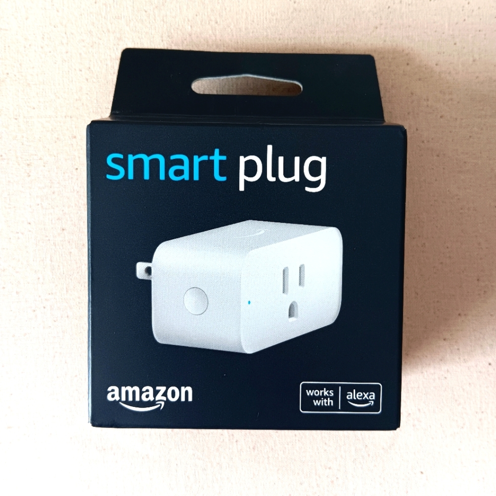 Amazon smart plug - works with Alexa
